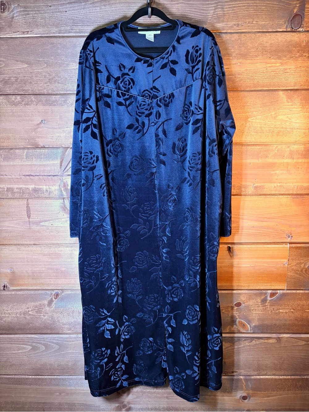 Summit Hill Navy Velvet Floral Embossed Long Sleeve Zip Nightgown Size Medium 💙